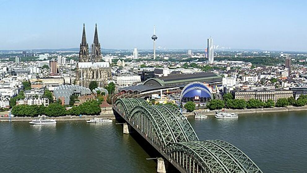 Blick über das Zentrum Kölns // © Raimond Spekking / CC BY-SA 4.0 (via Wikimedia Commons)